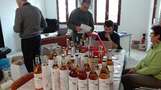 Mise en bouteilles anonyme des échnatillons